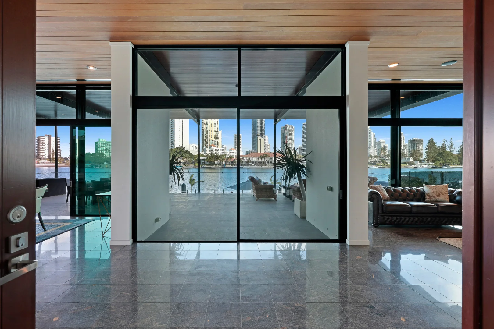 Additional image 11 of 22 Admiralty Drive, Paradise Waters QLD 4217