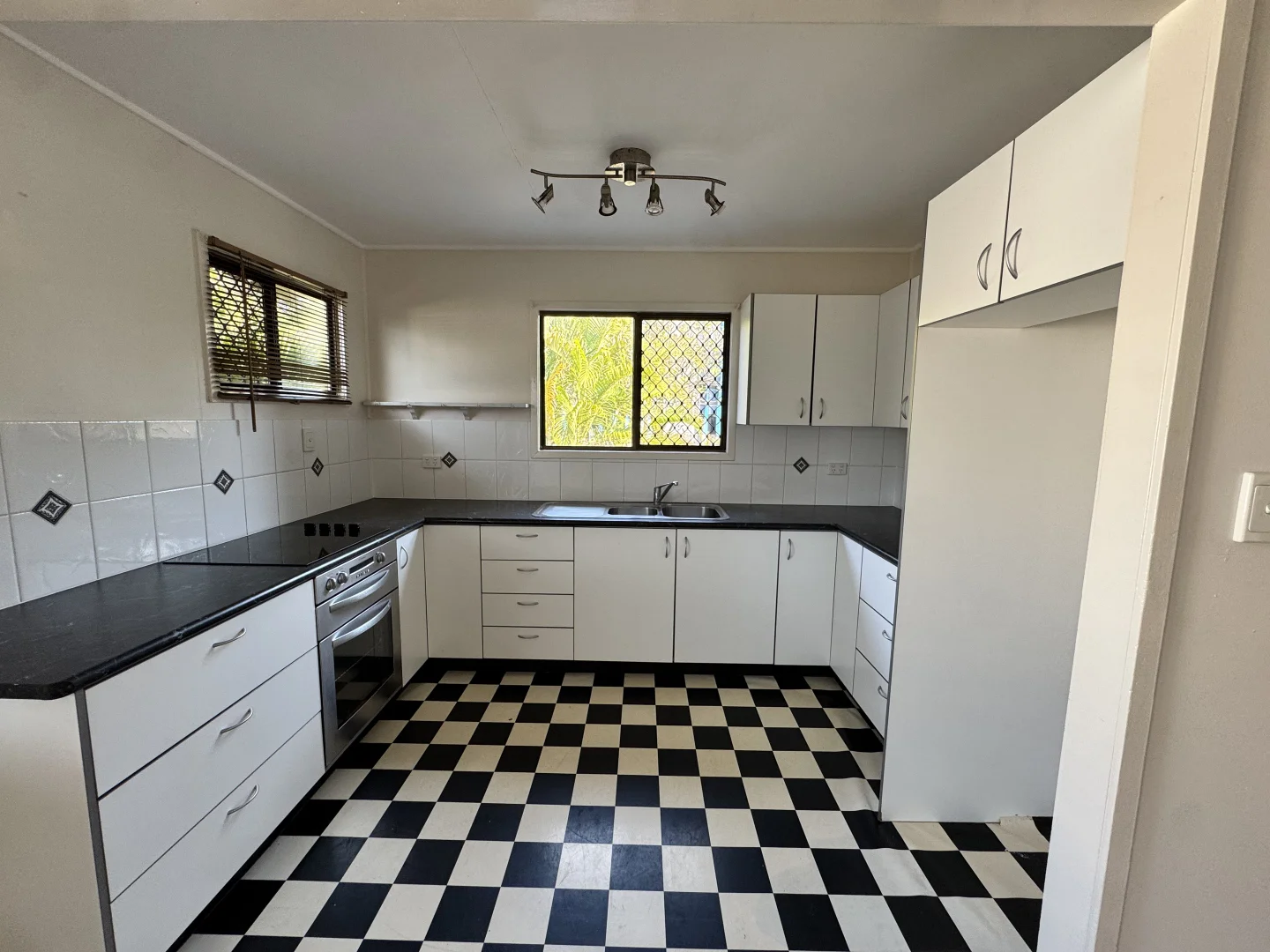 Additional image 4 of 13 Recreation Street, Redcliffe QLD 4020