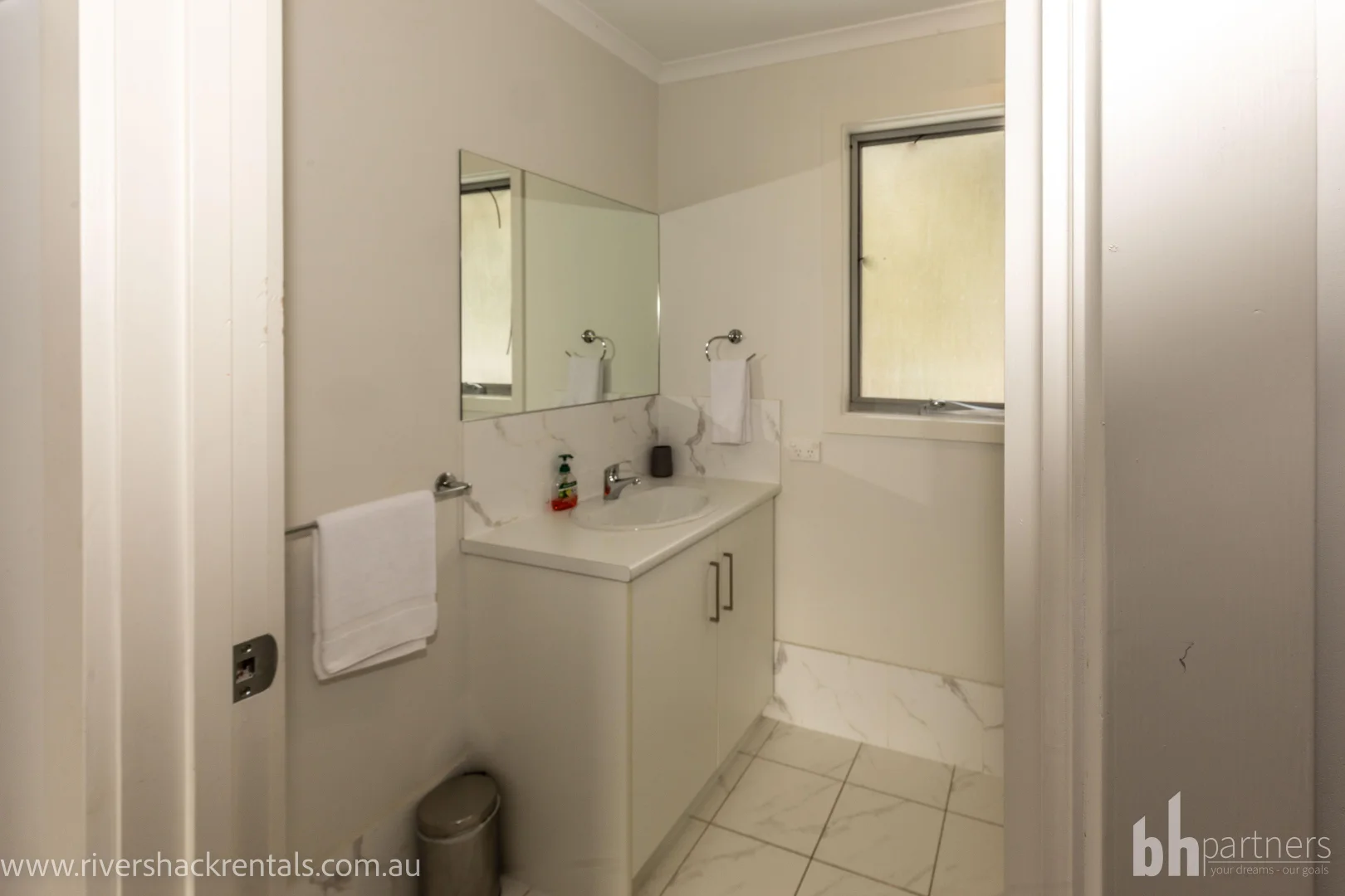 Additional image 12 of Shack 4 Indulgence - Aruma River Resort, Walker Flat SA 5238