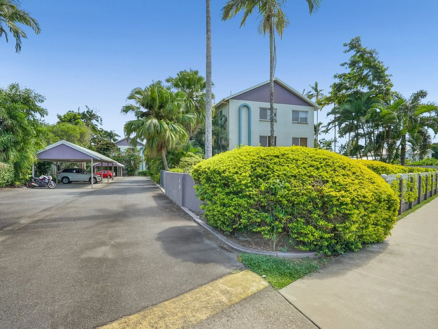 23/40 Old Smithfield Road, Freshwater QLD 4870