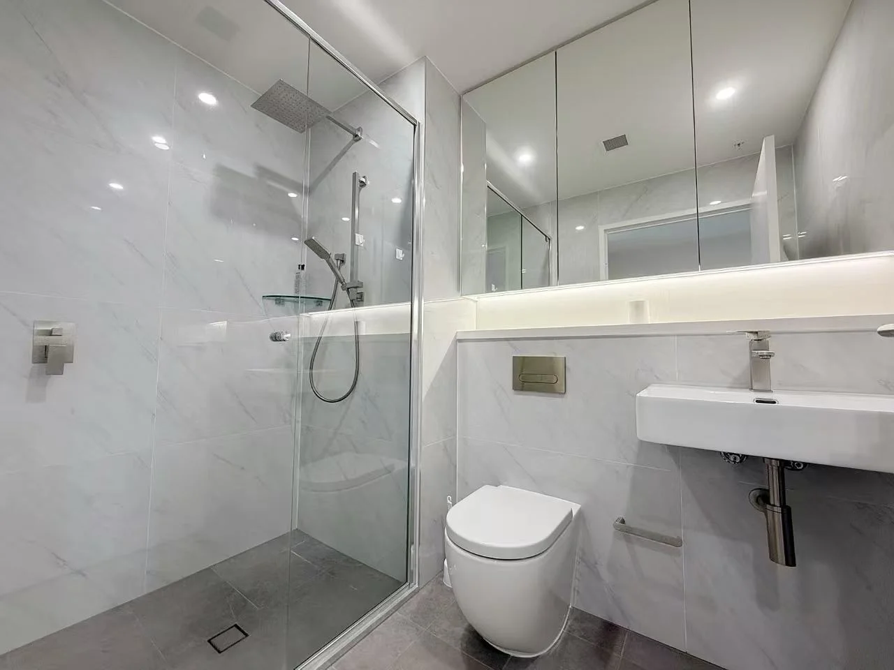 Additional image 3 of 904/2-10 Woniora Road, Hurstville NSW 2220