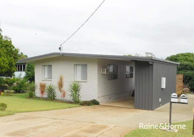 1/3 SAM STREET, West Gladstone QLD 4680