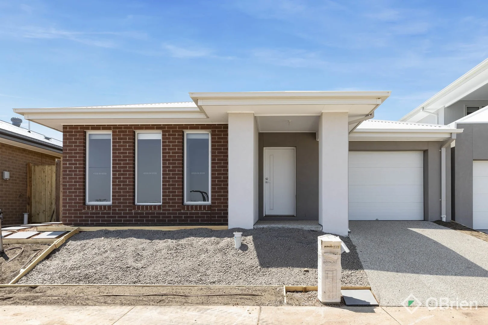 4 Newfoundland Circuit, Bonnie Brook VIC 3335
