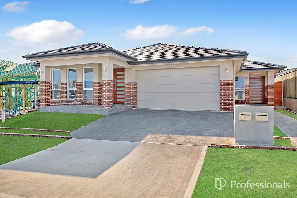 16B Sowerby Street, Oran Park NSW 2570