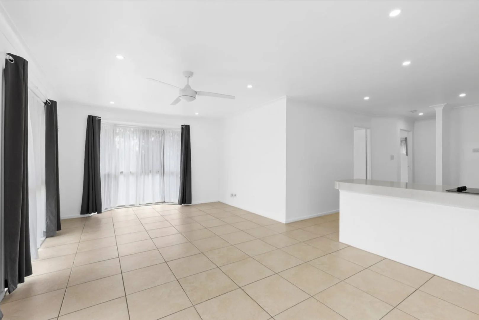 Additional image 4 of 1/7 Napper Road, Arundel QLD 4214