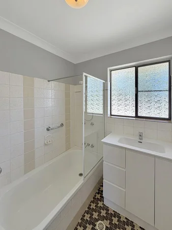 Additional image 10 of 2/7 Baker Street, Stanthorpe QLD 4380