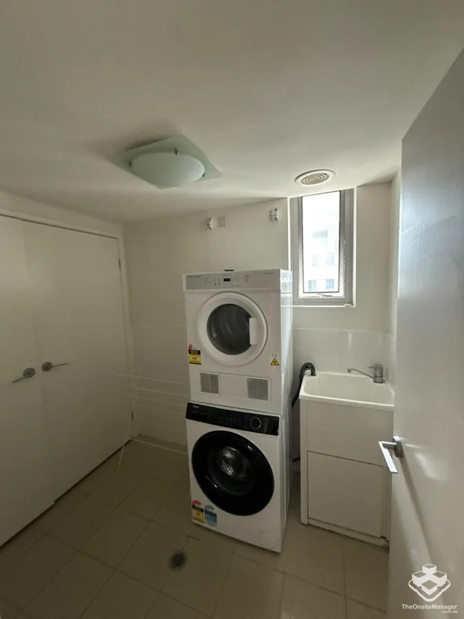 Additional image 9 of ID:21169735/21-31 Cypress Avenue, Surfers Paradise QLD 4217