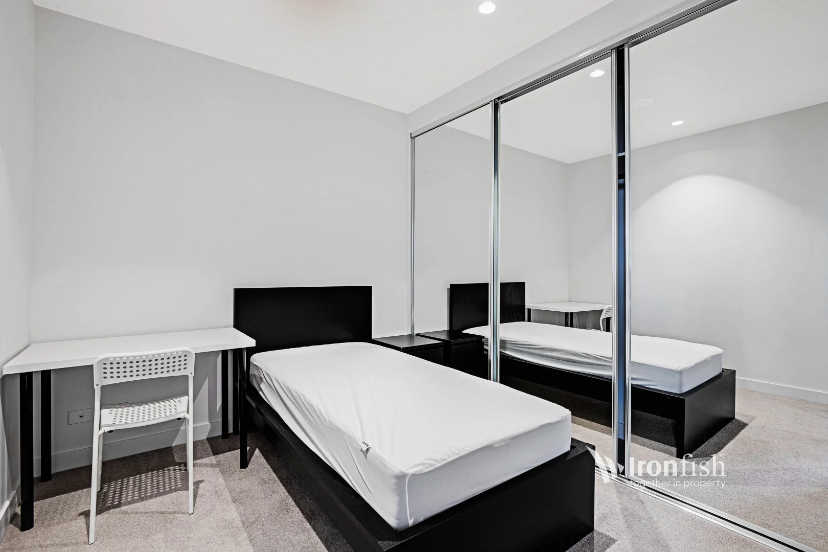 Additional image 3 of 2805/285 La Trobe Street, Melbourne VIC 3000