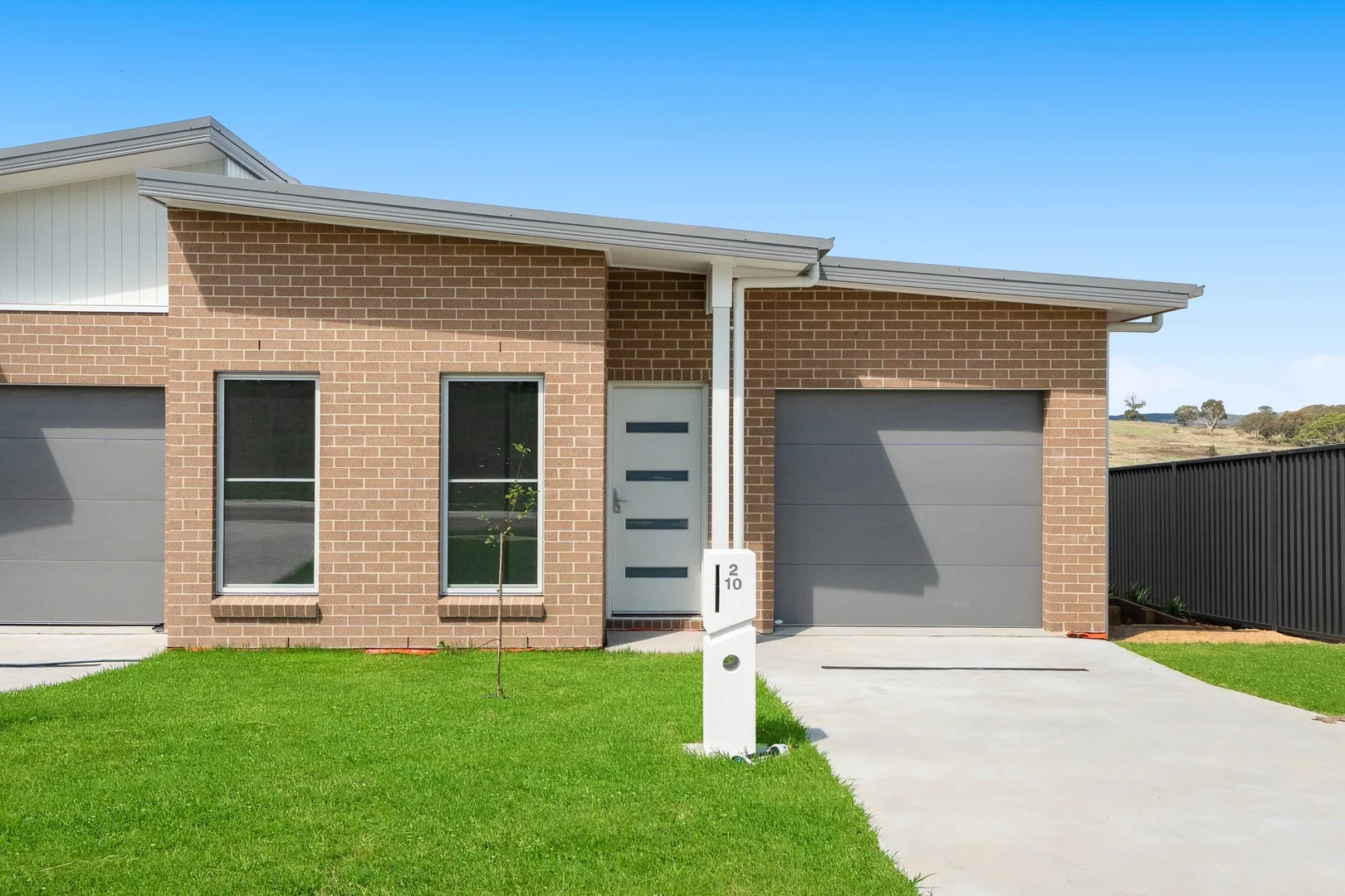 2/10 Indian Avenue, Goulburn NSW 2580