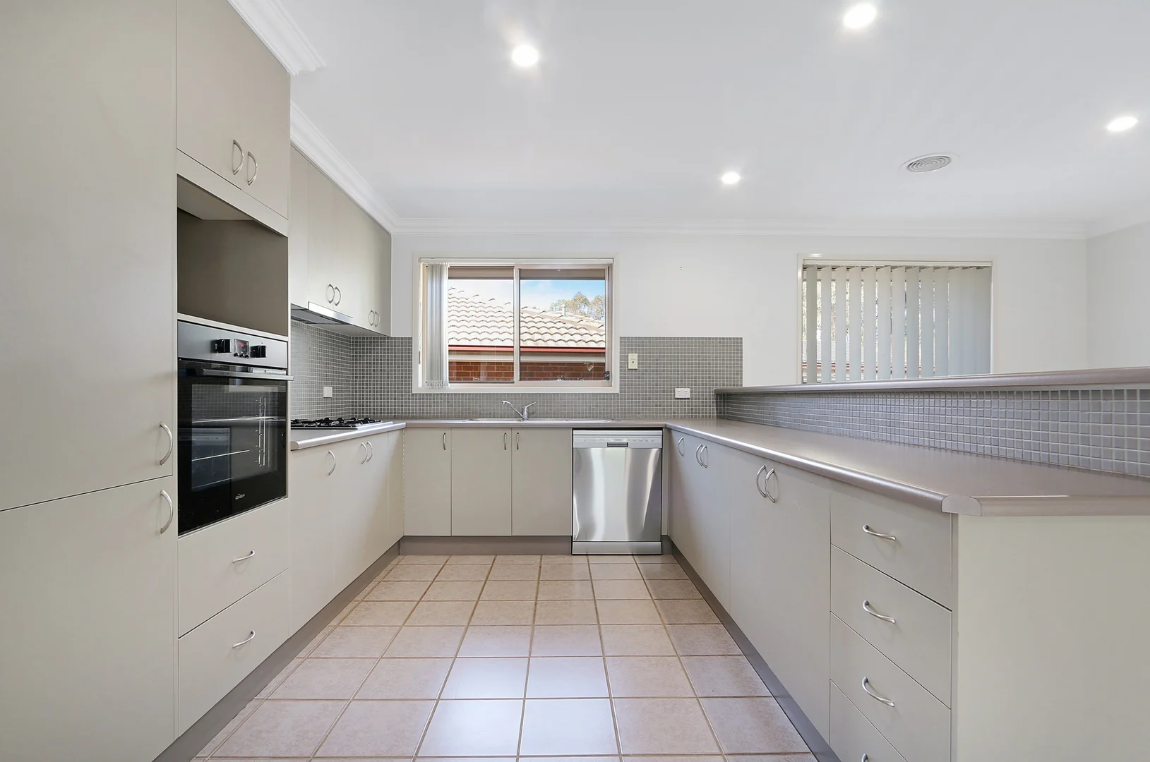 Additional image 3 of 33 Daysdale Way, Thurgoona NSW 2640
