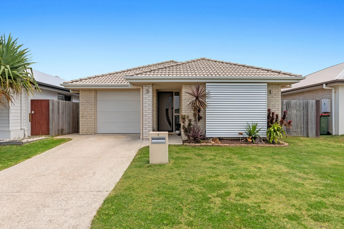 4 Lapis Street, Caloundra West QLD 4551
