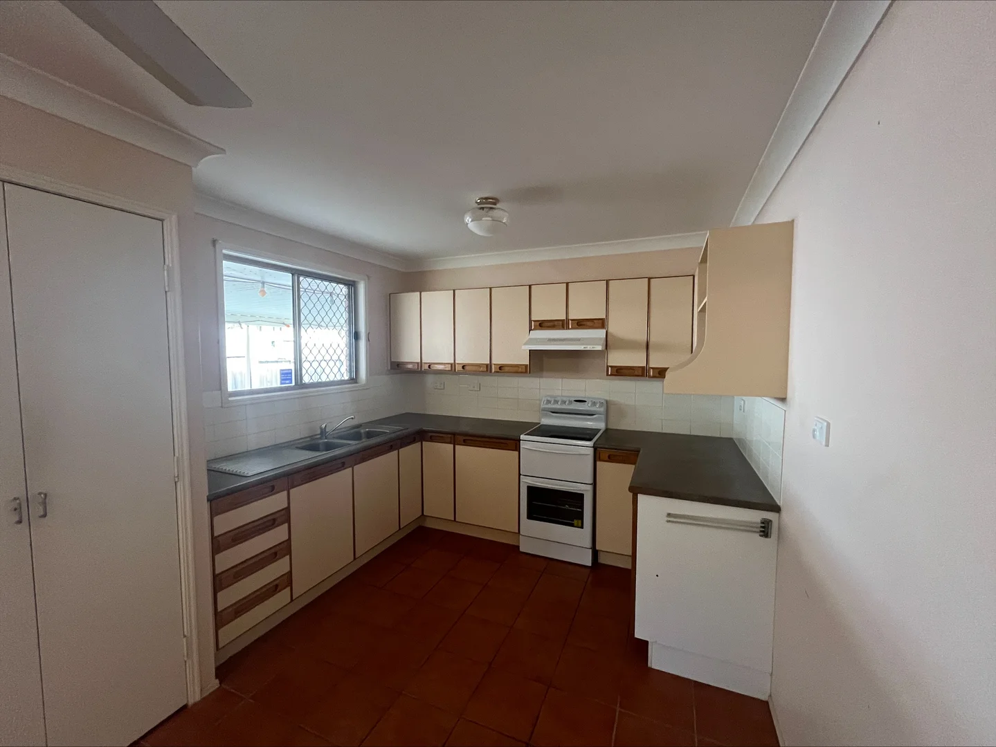 Additional image 3 of 11 Percy Street, Parkhurst QLD 4702