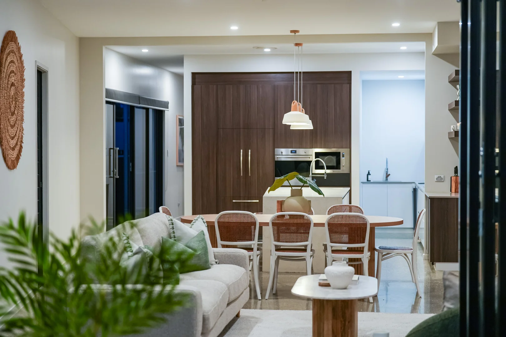 Additional image 4 of 38B Merrimac Boulevard, Broadbeach Waters QLD 4218
