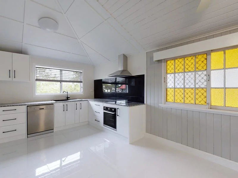 53 Albert Street, The Range QLD 4700 photo 2
