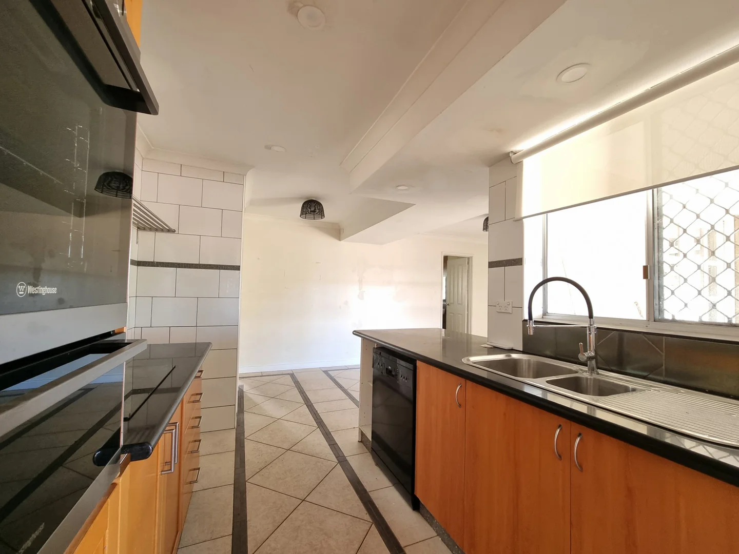 23 Barcombe Way, Gosnells WA 6110 photo 5