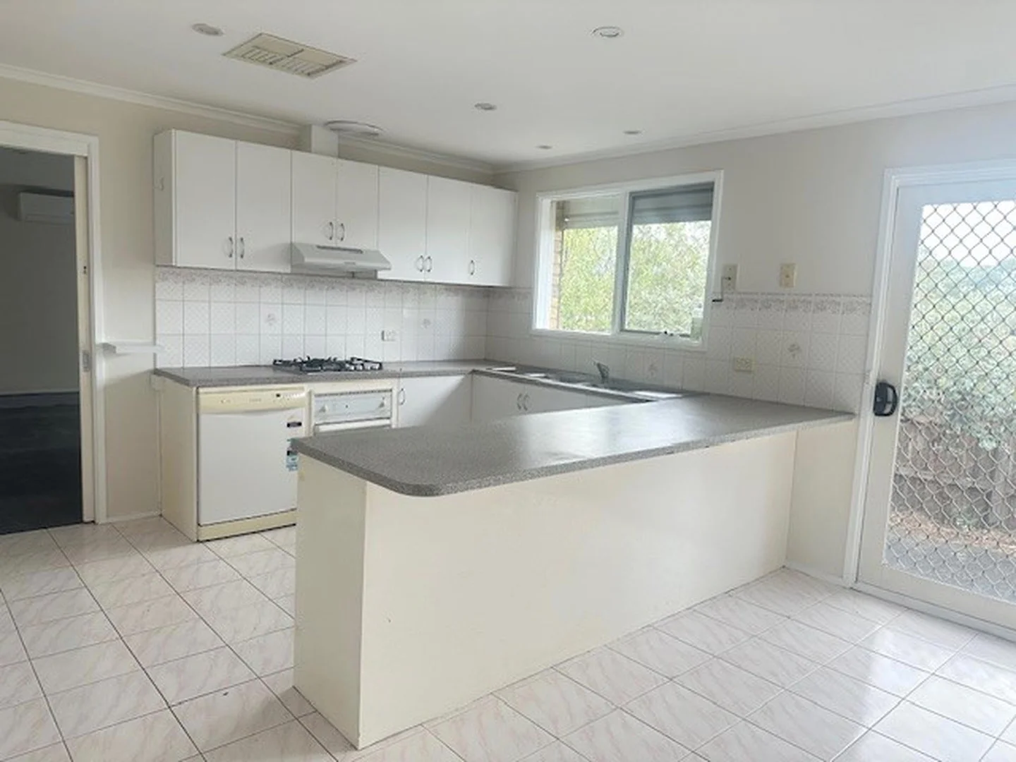 Additional image 4 of 1 Kunzea Close, Meadow Heights VIC 3048
