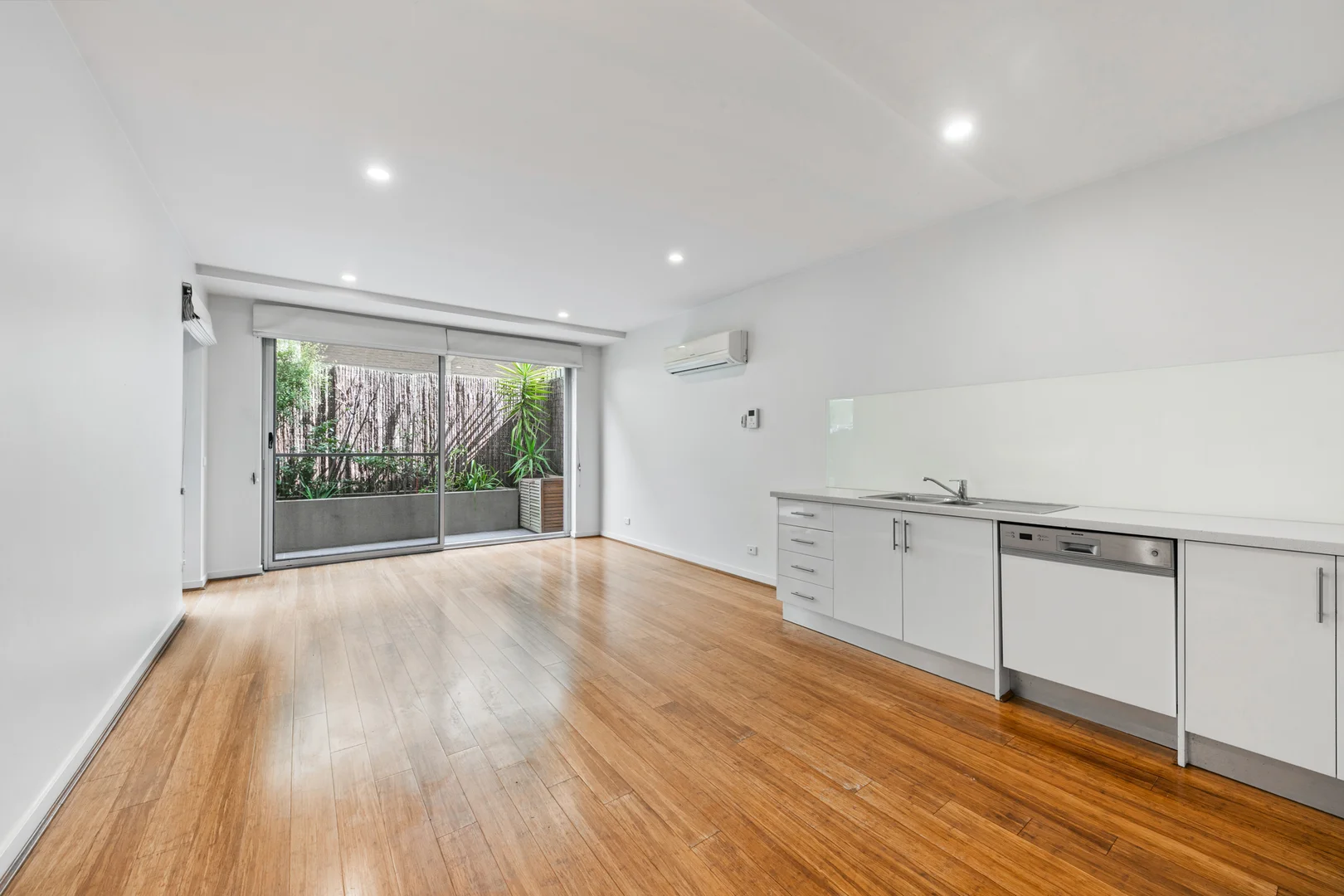 Additional image 3 of 2/388 Dandenong Road, Caulfield North VIC 3161