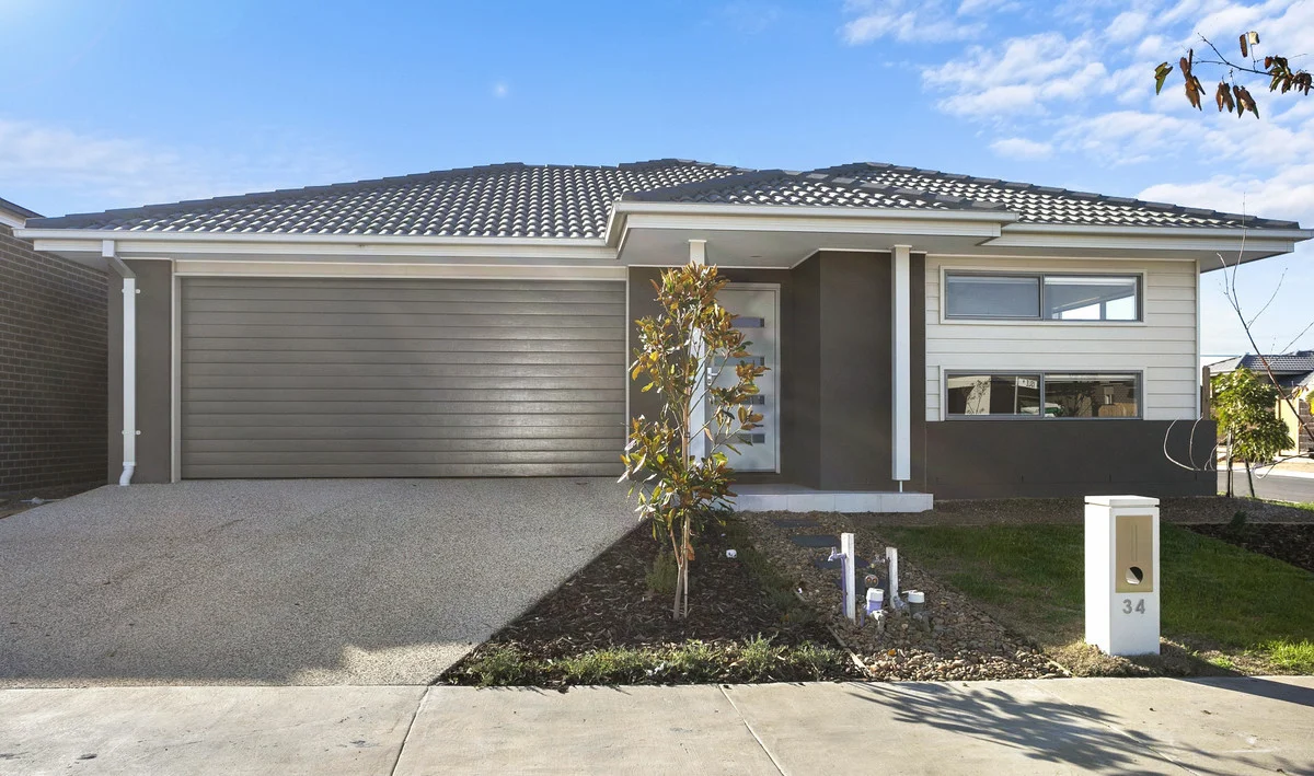 34 Ross Street, Armstrong Creek VIC 3217
