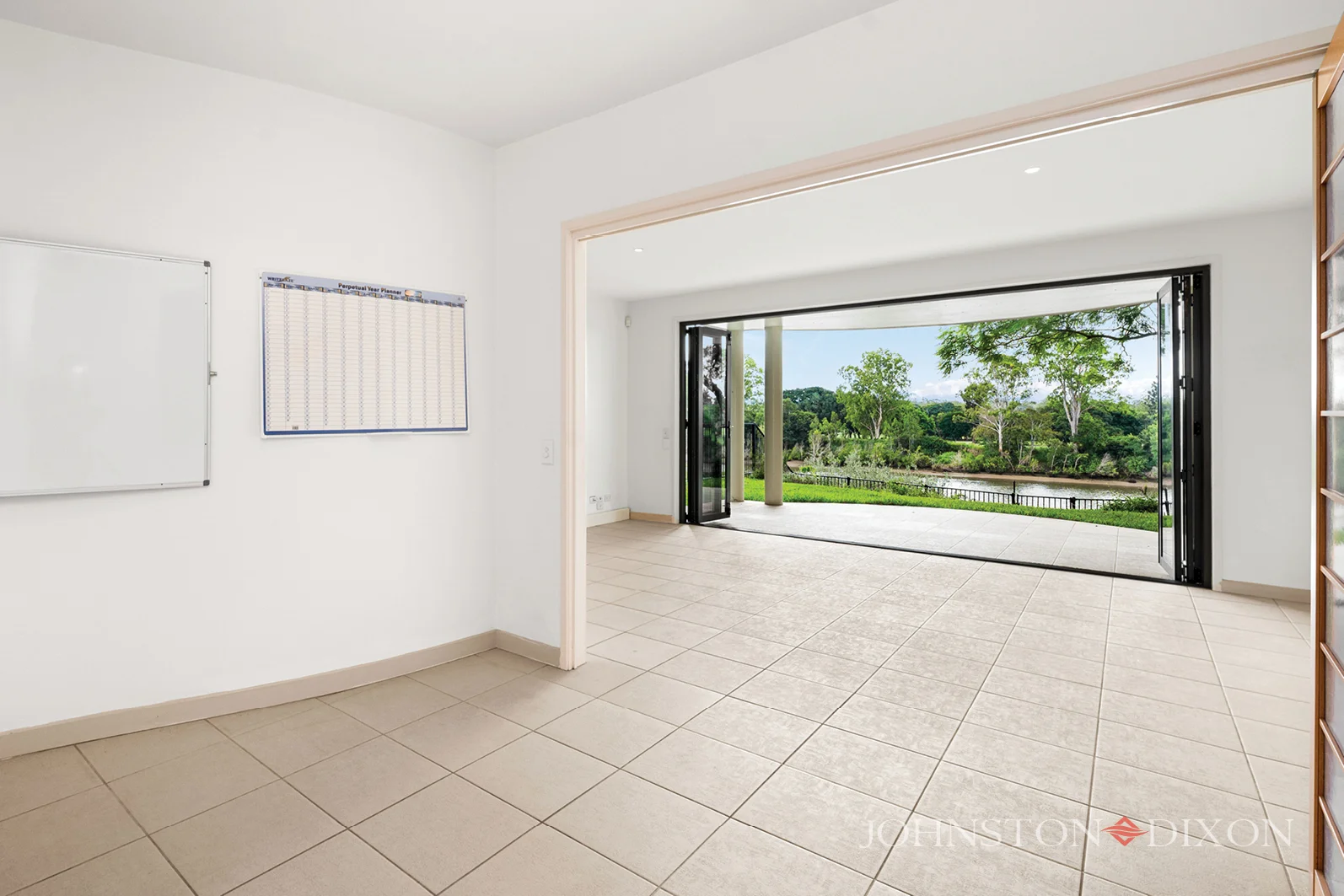Additional image 10 of 83 King Arthur Terrace, Tennyson QLD 4105