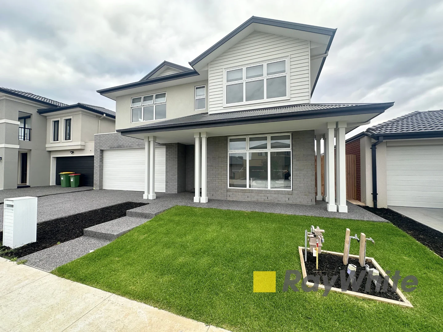 20 Wateribbon Road, Officer VIC 3809