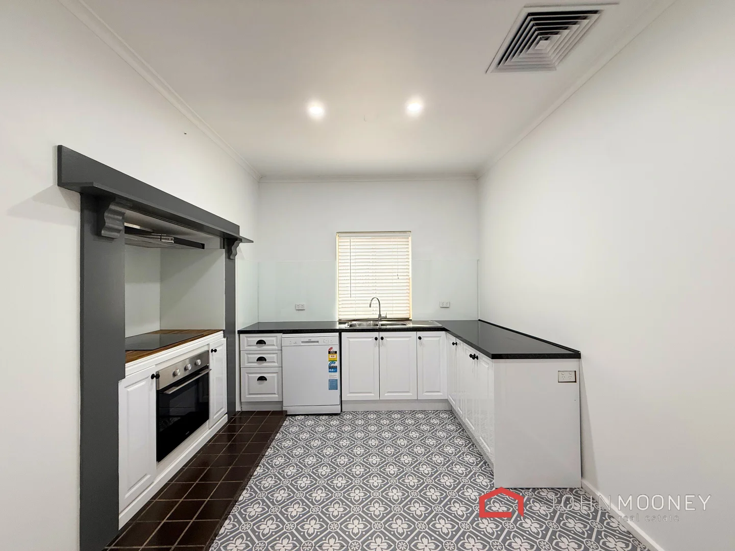 Additional image 2 of 90 Allonby Avenue, Forest Hill NSW 2651