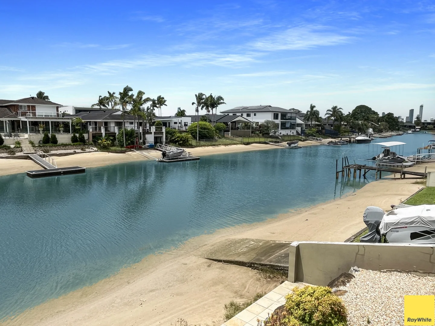 33 Goolagong Court, Broadbeach Waters QLD 4218