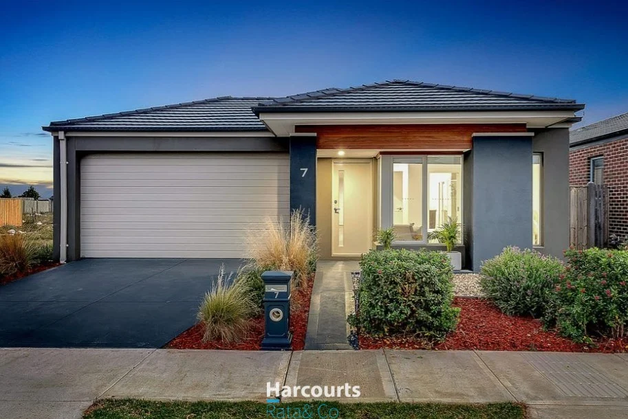 7 Chevery Street, Mickleham VIC 3064