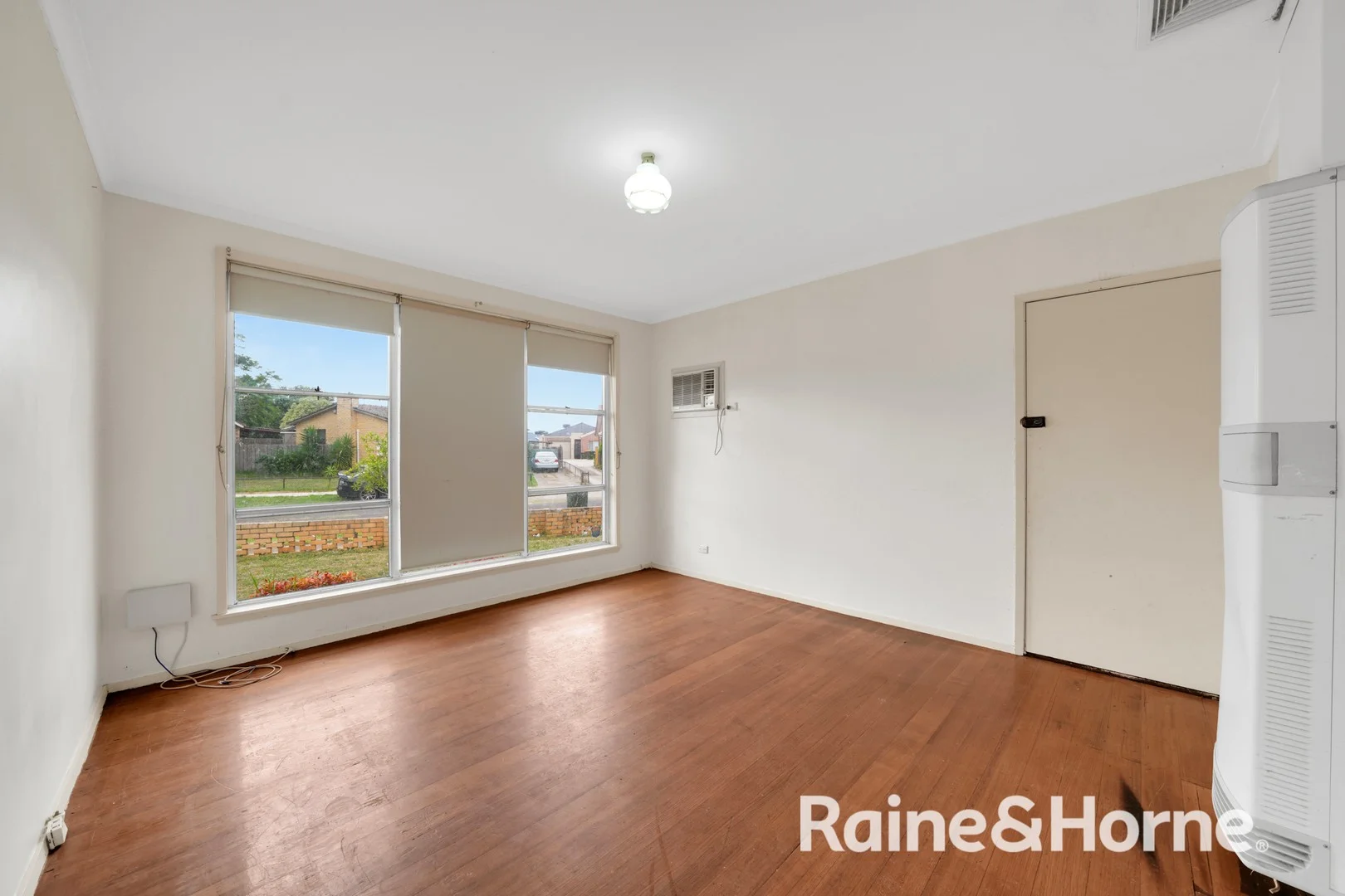 Additional image 3 of 2 Deborah St, Werribee VIC 3030