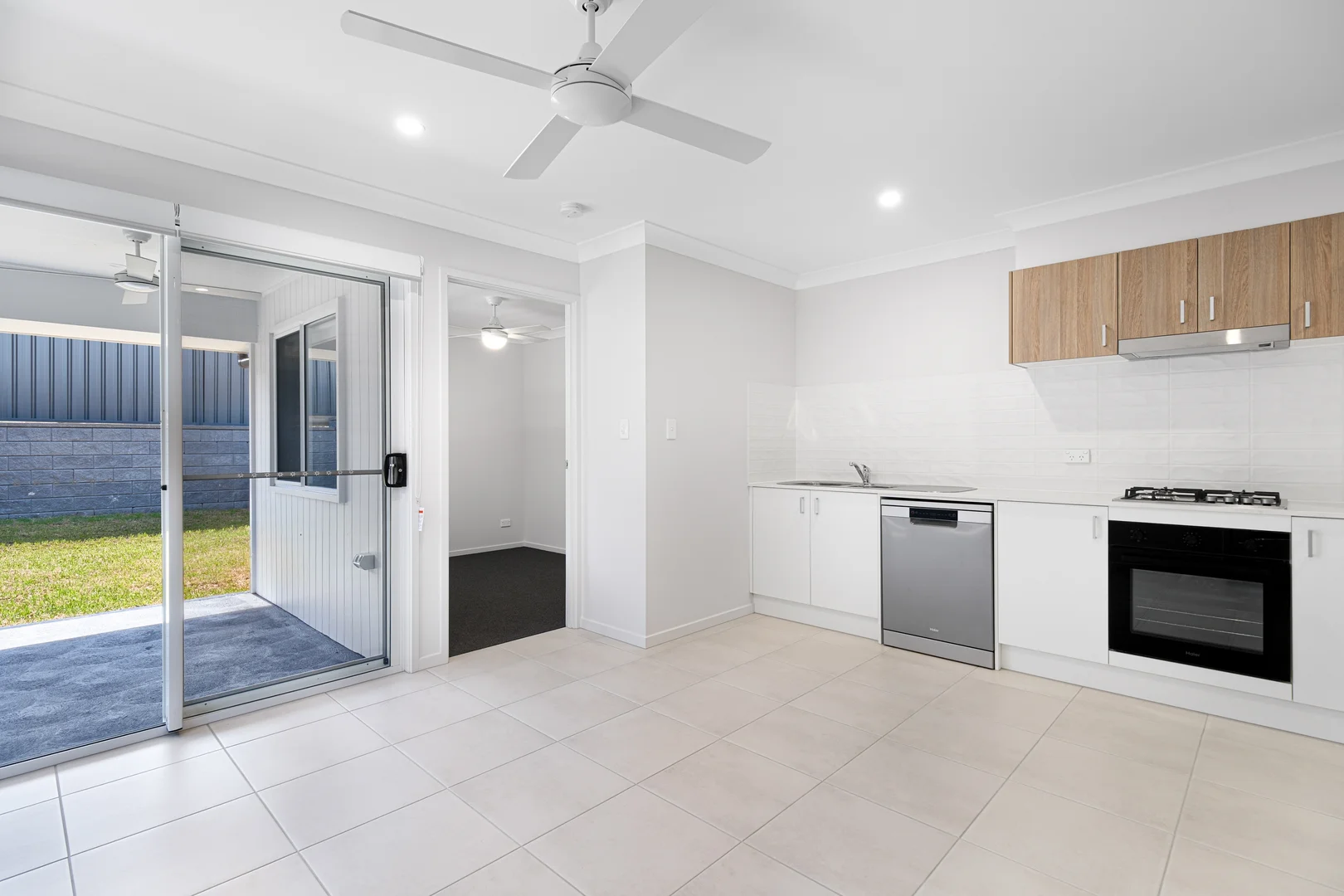 Additional image 2 of 2/38 Broadmeadow Wy, Edgeworth NSW 2285