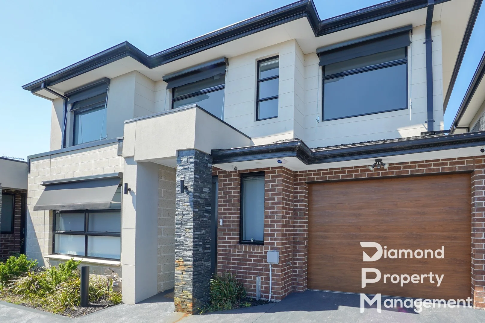 2/18 Barina Road, Oak Park VIC 3046