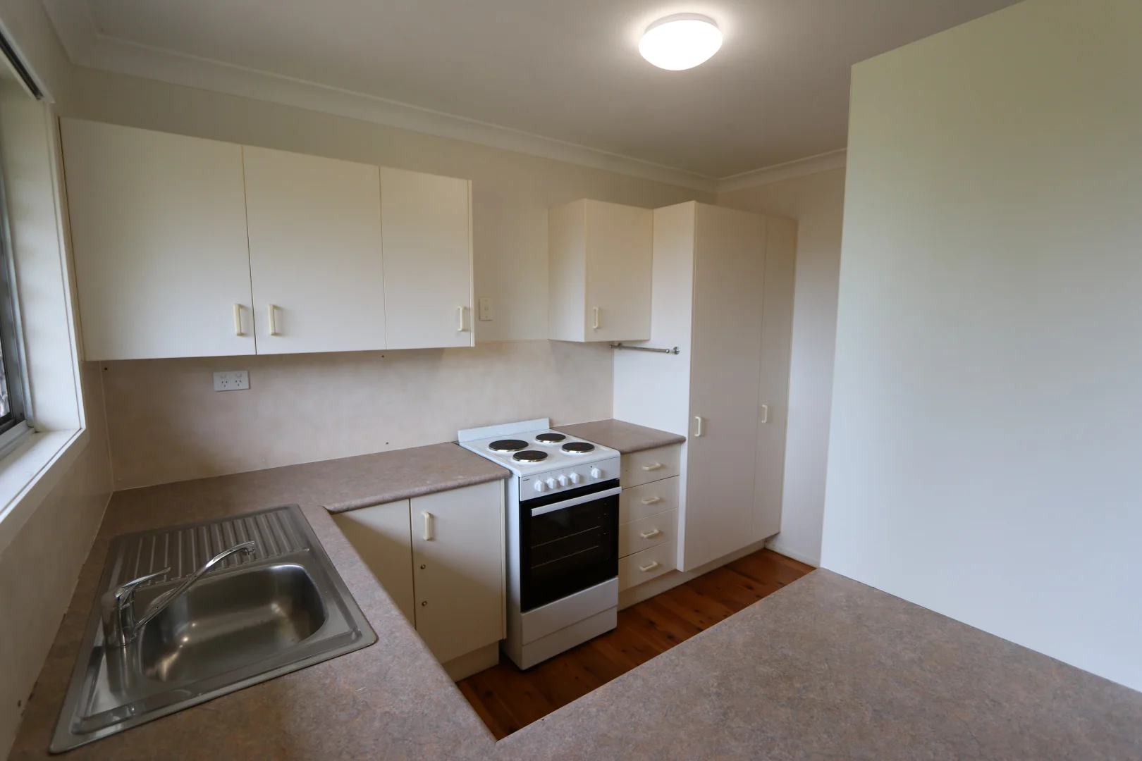 Additional image 4 of 9 Bloodwood Crescent, Molendinar QLD 4214