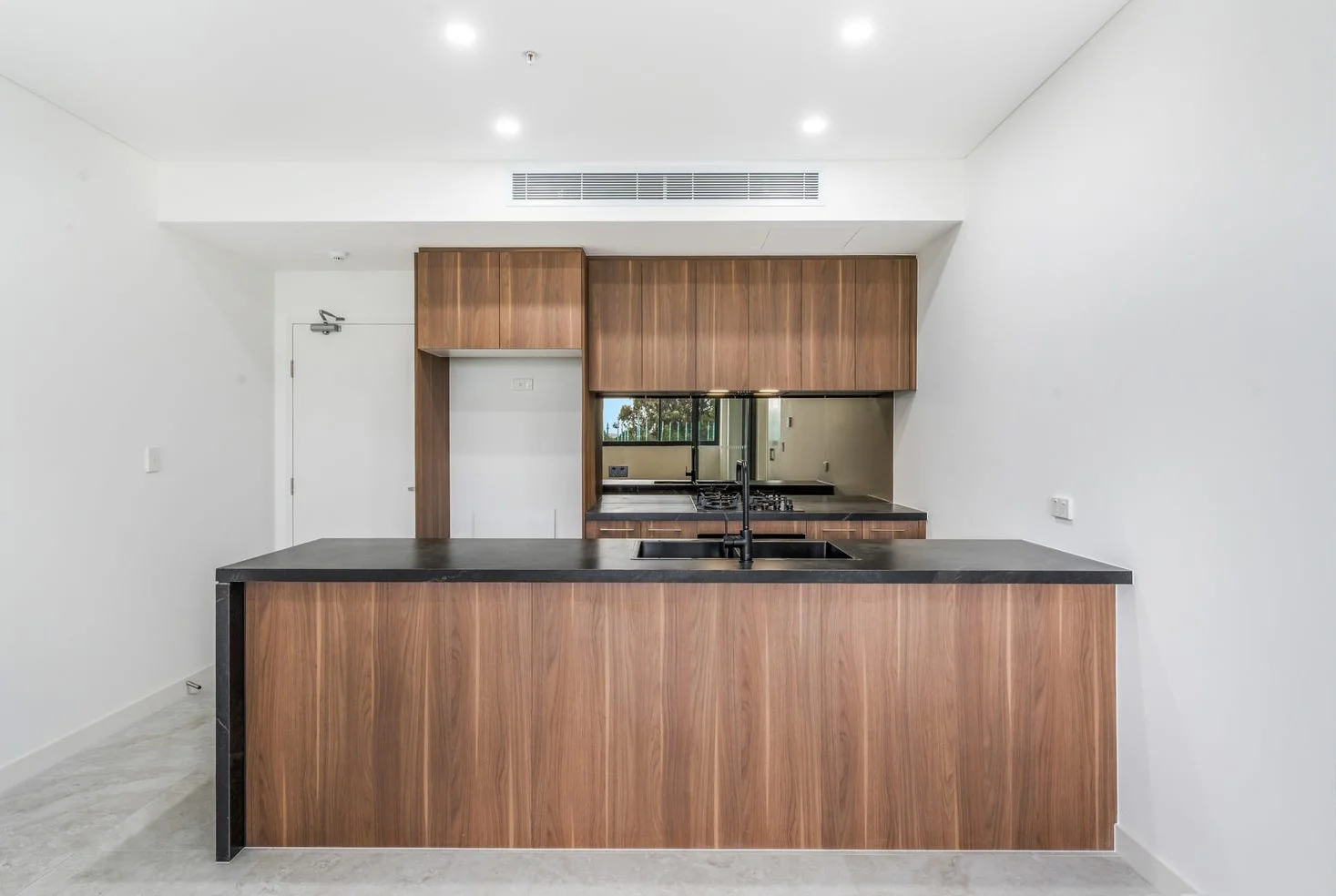 Additional image 3 of 203/10 Kamira Avenue, Villawood NSW 2163