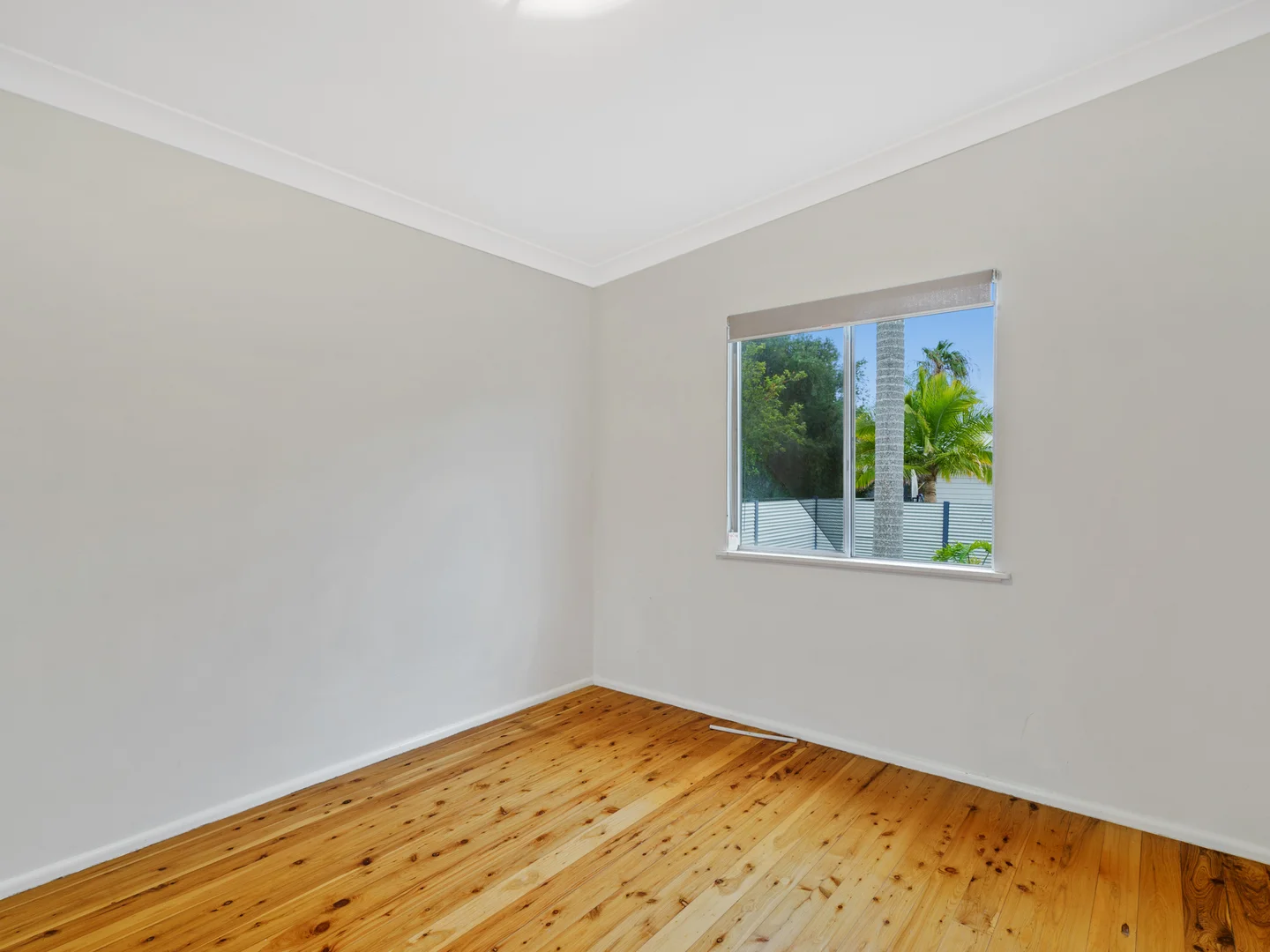 Additional image 3 of 27 Inderan Avenue, Lake Haven NSW 2263