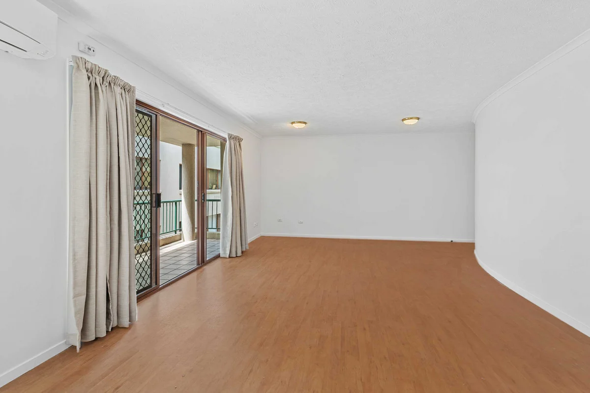 Additional image 6 of 4/1 Burrabee Street, Burleigh Heads QLD 4220