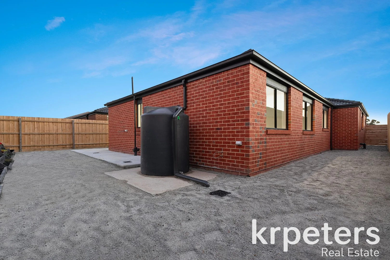 30 Trefella Rise, Drouin VIC 3818 photo 5