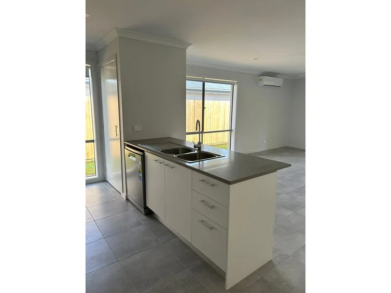 Additional image 4 of 24 Tulloch St, Logan Reserve QLD 4133