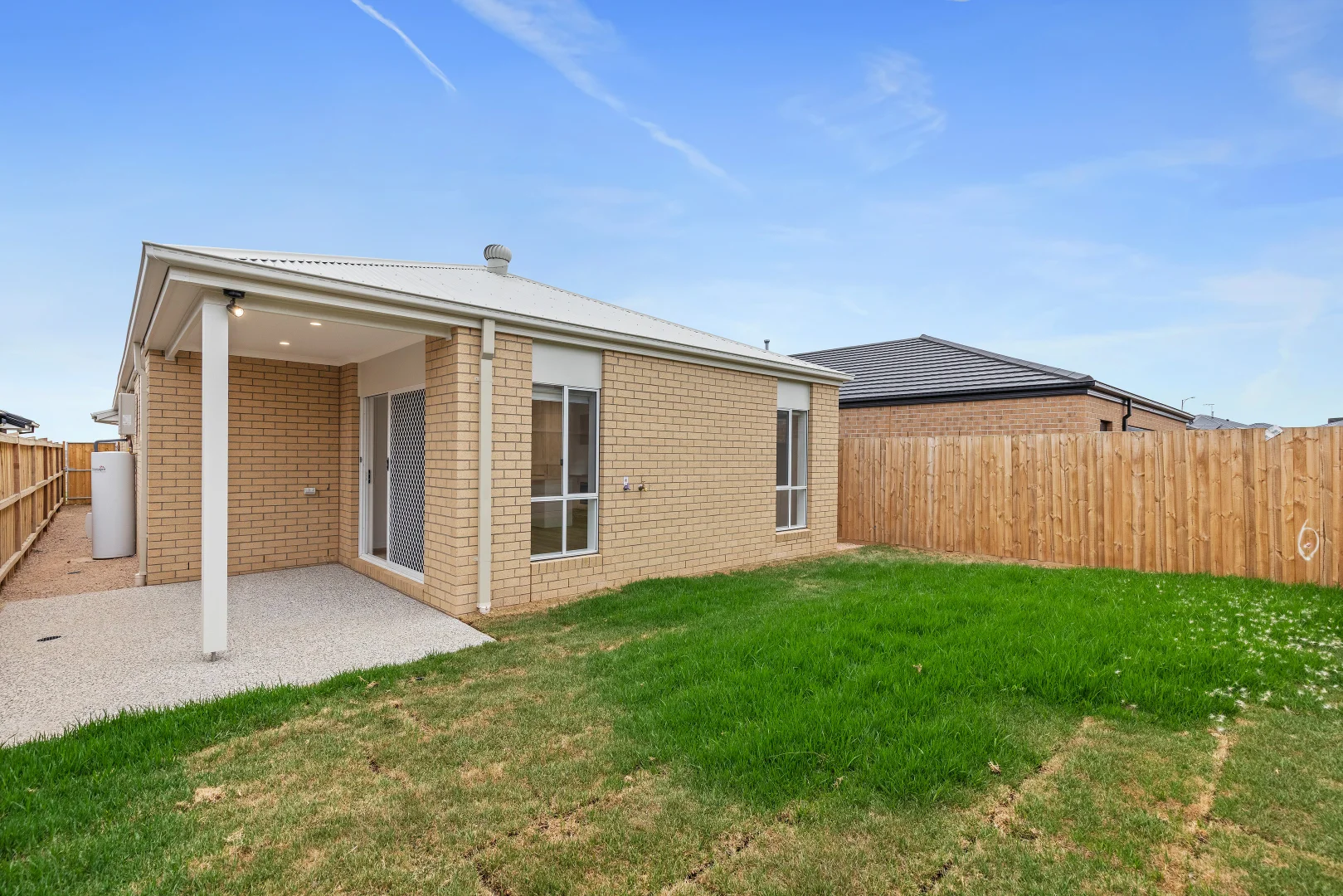 Additional image 6 of 17 Winfred Drive, Mambourin VIC 3024