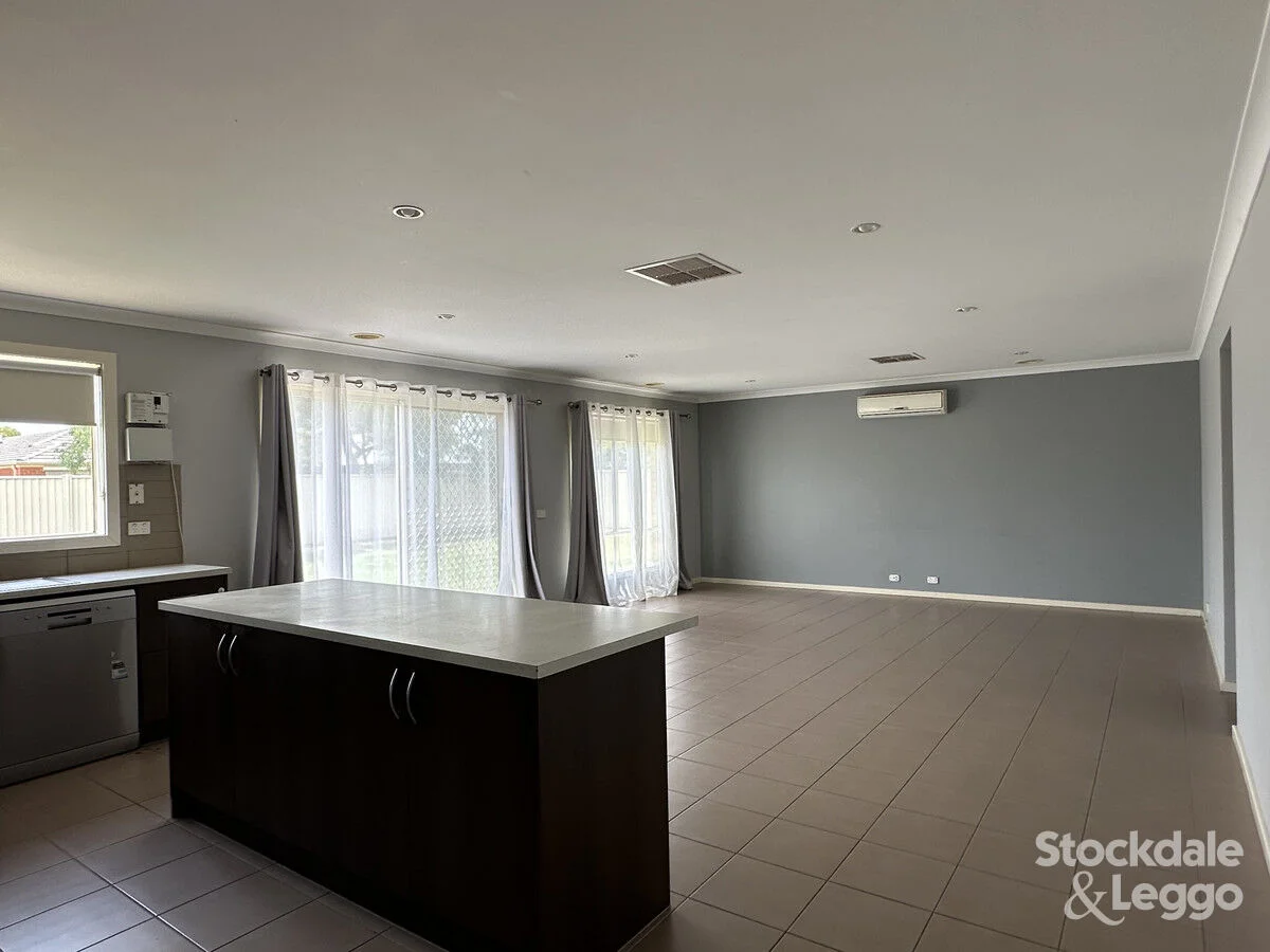 3 Savoy Nook, Shepparton VIC 3630 photo 4