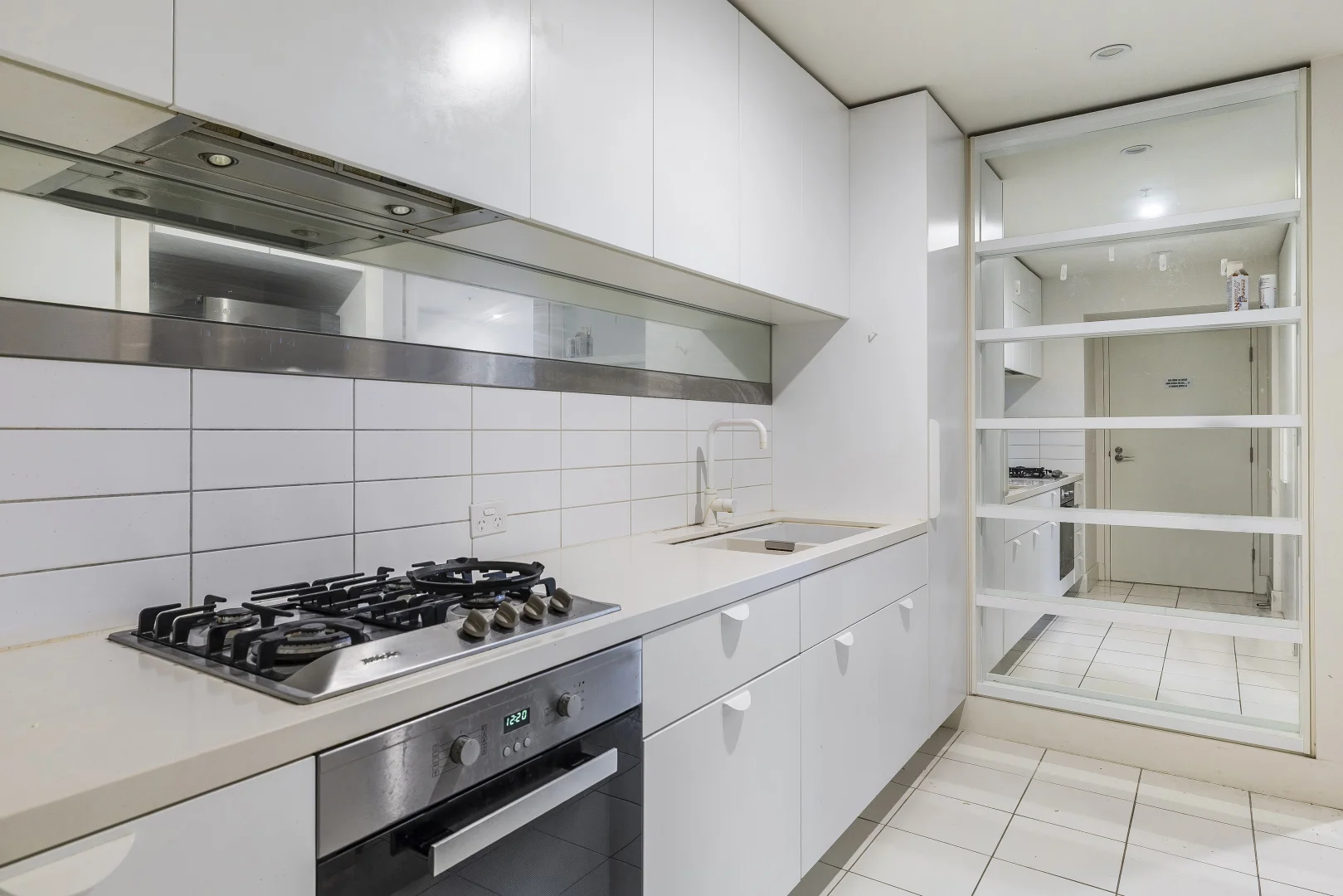 Additional image 4 of 1807/500 Elizabeth Street, Melbourne VIC 3000