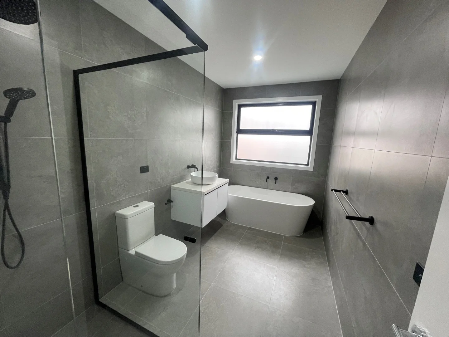 Additional image 8 of 2/28 Haldane Road, Niddrie VIC 3042