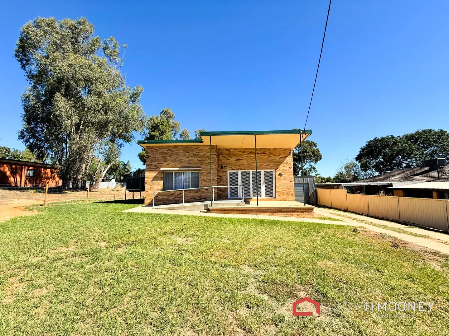 90 Allonby Avenue, Forest Hill NSW 2651