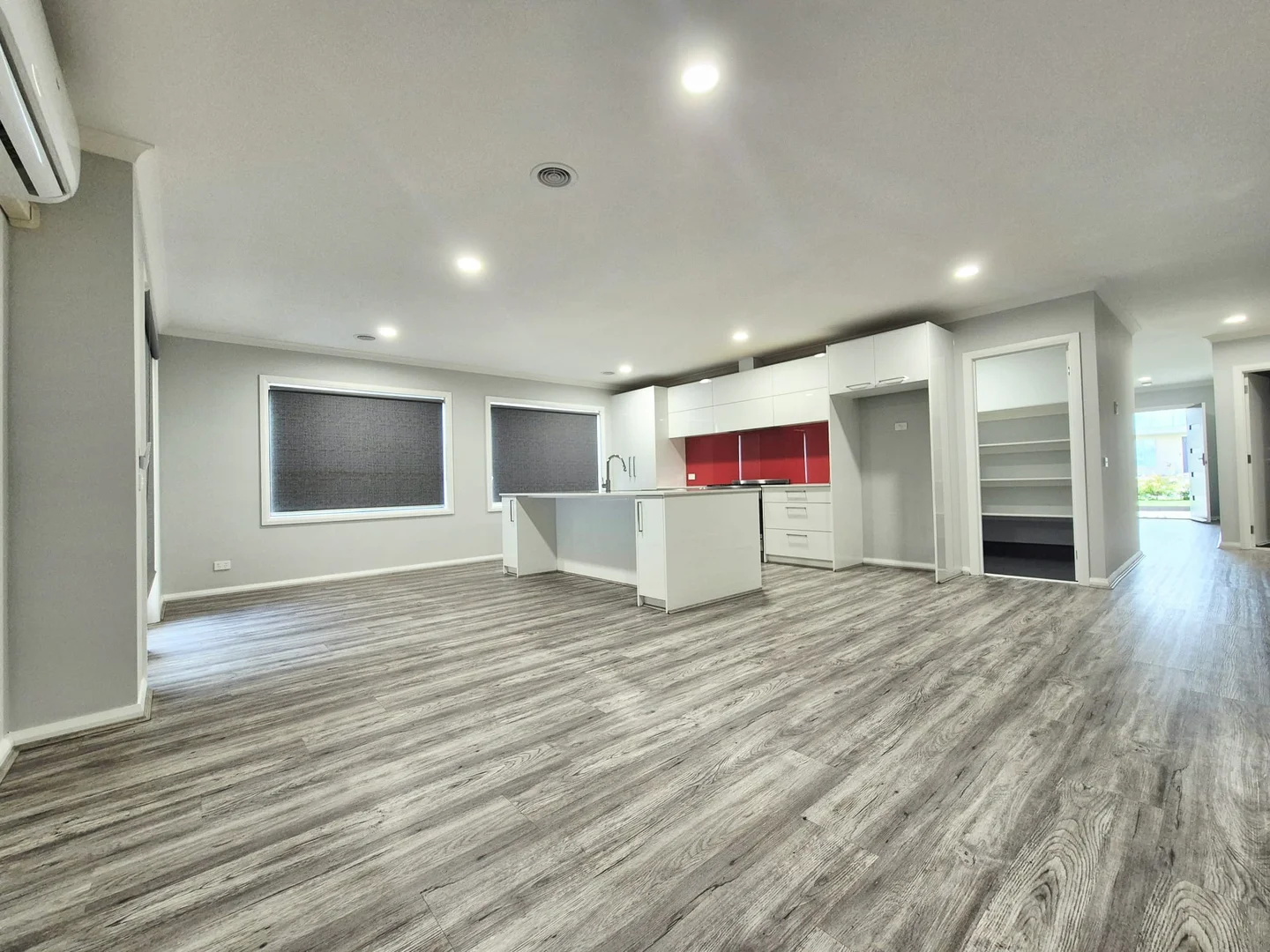 Additional image 3 of 25 Horseshoe Parade, Fraser Rise VIC 3336