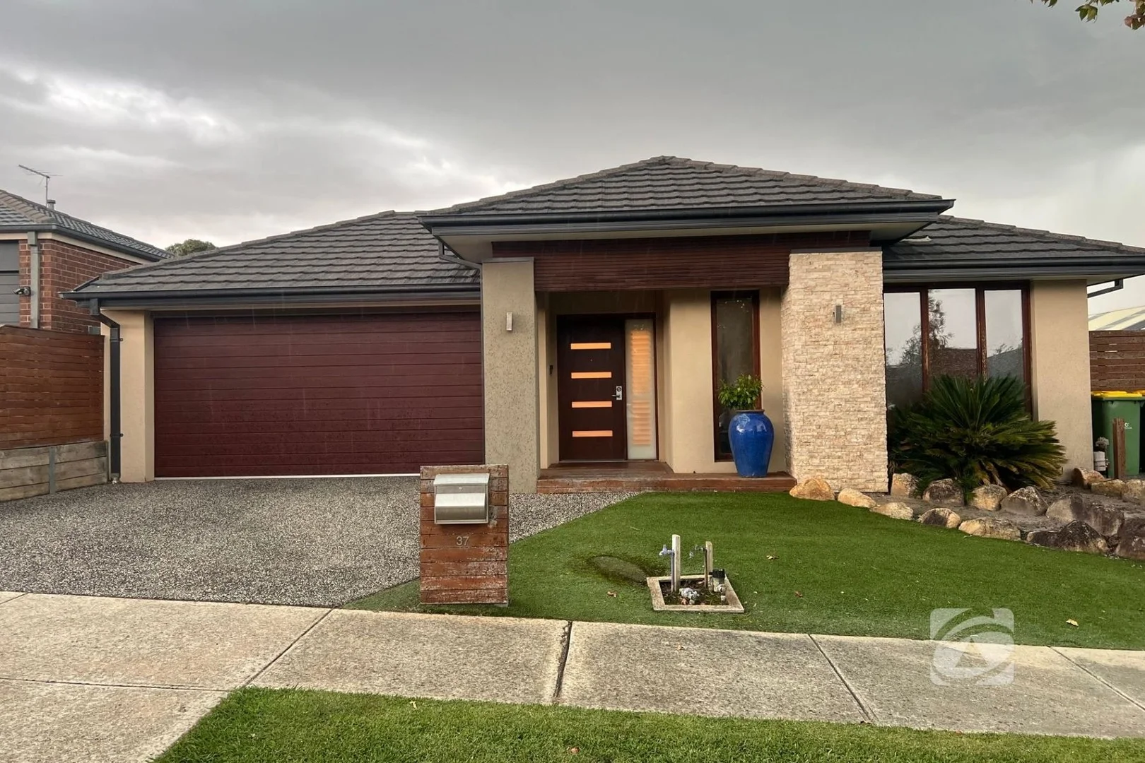 37 Harrison Way, Pakenham VIC 3810