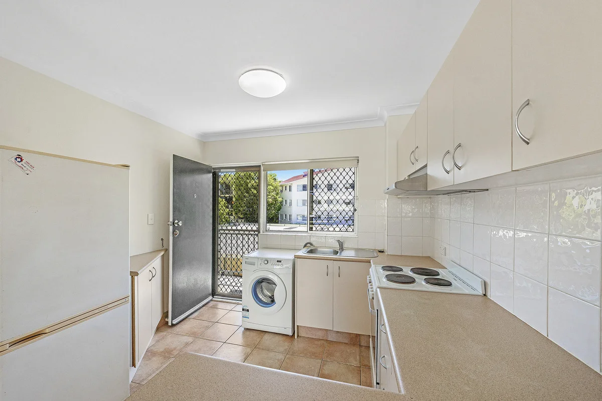Additional image 6 of 9/126 The Esplanade, Burleigh Heads QLD 4220