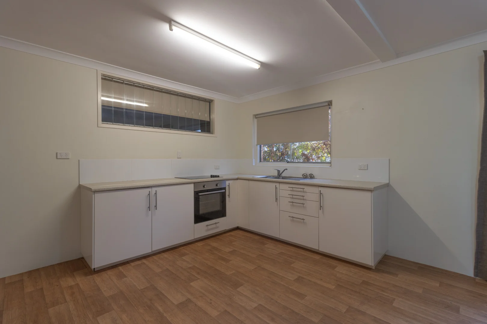 Additional image 2 of 1/533 Esplanade, Urangan QLD 4655