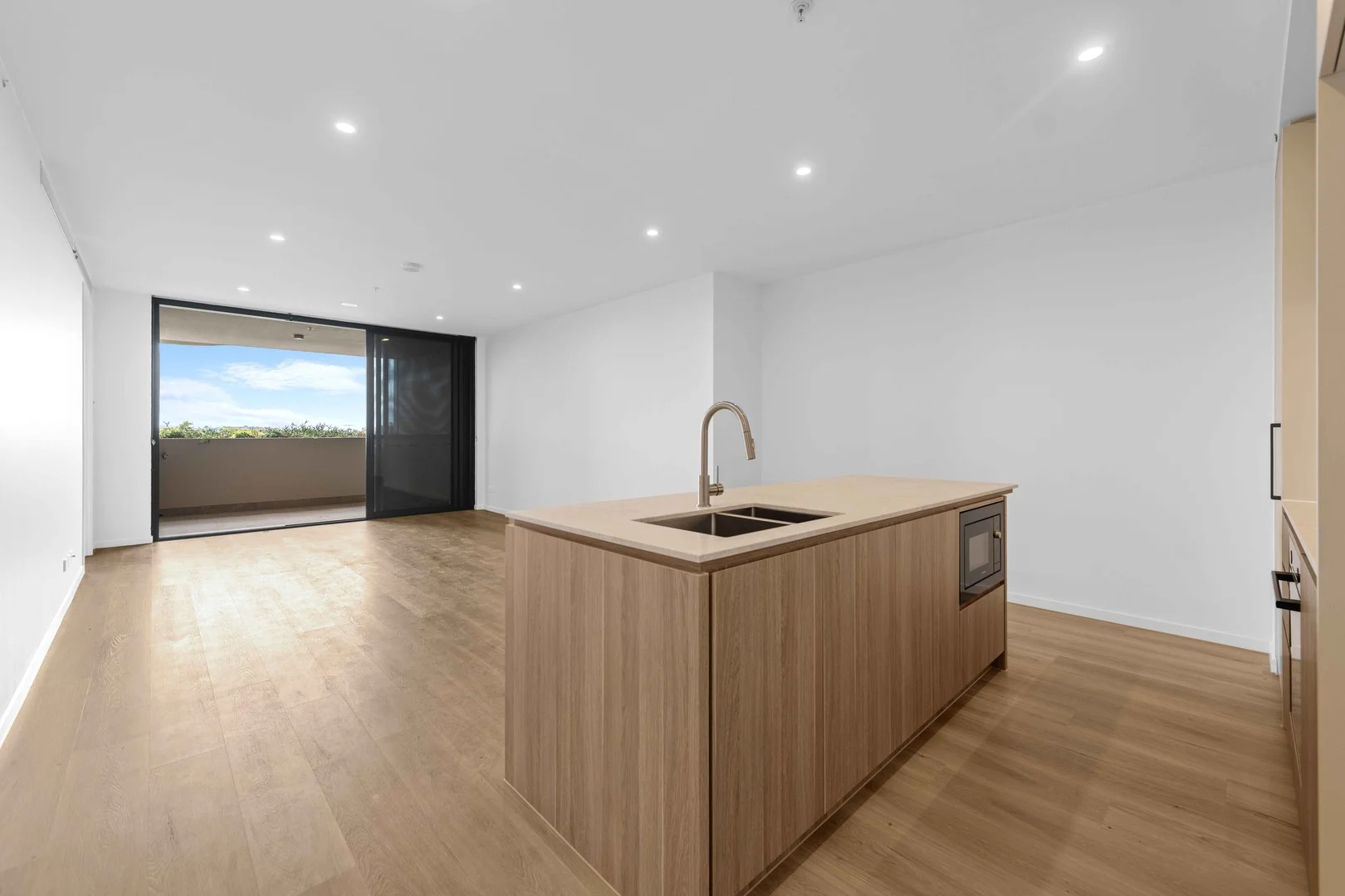 511/89 Lytton Rd, East Brisbane QLD 4169