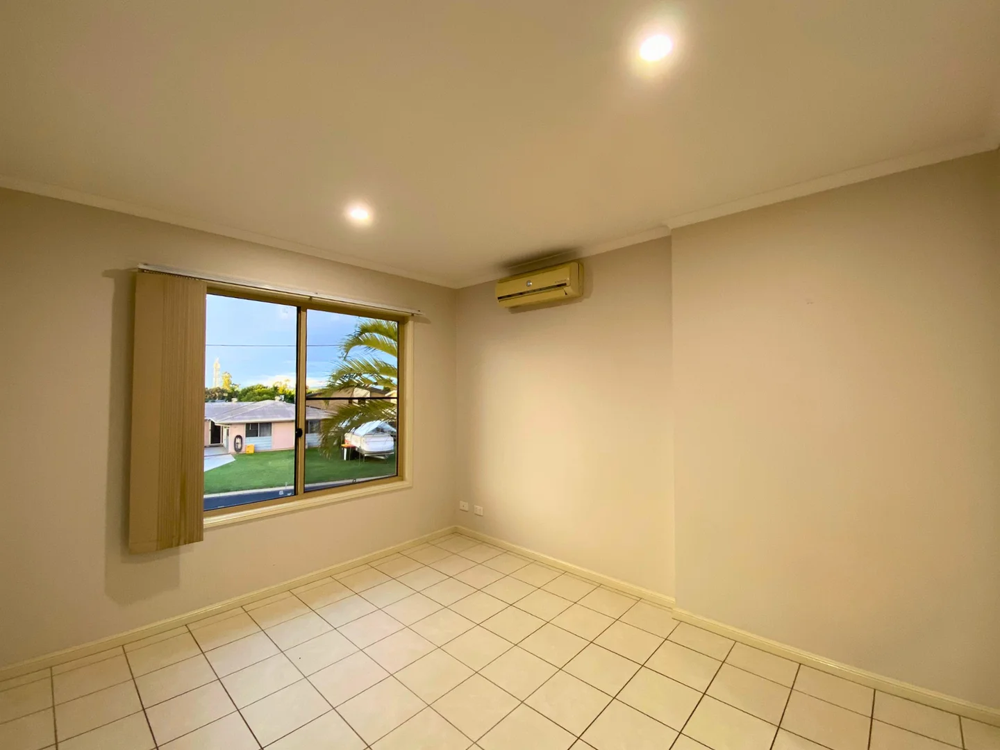 Additional image 8 of 2/46 Shannon Drive, Moranbah QLD 4744