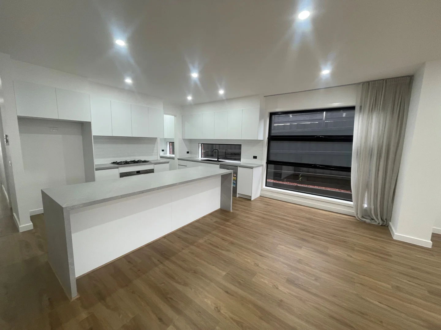 Additional image 2 of 2/28 Haldane Road, Niddrie VIC 3042