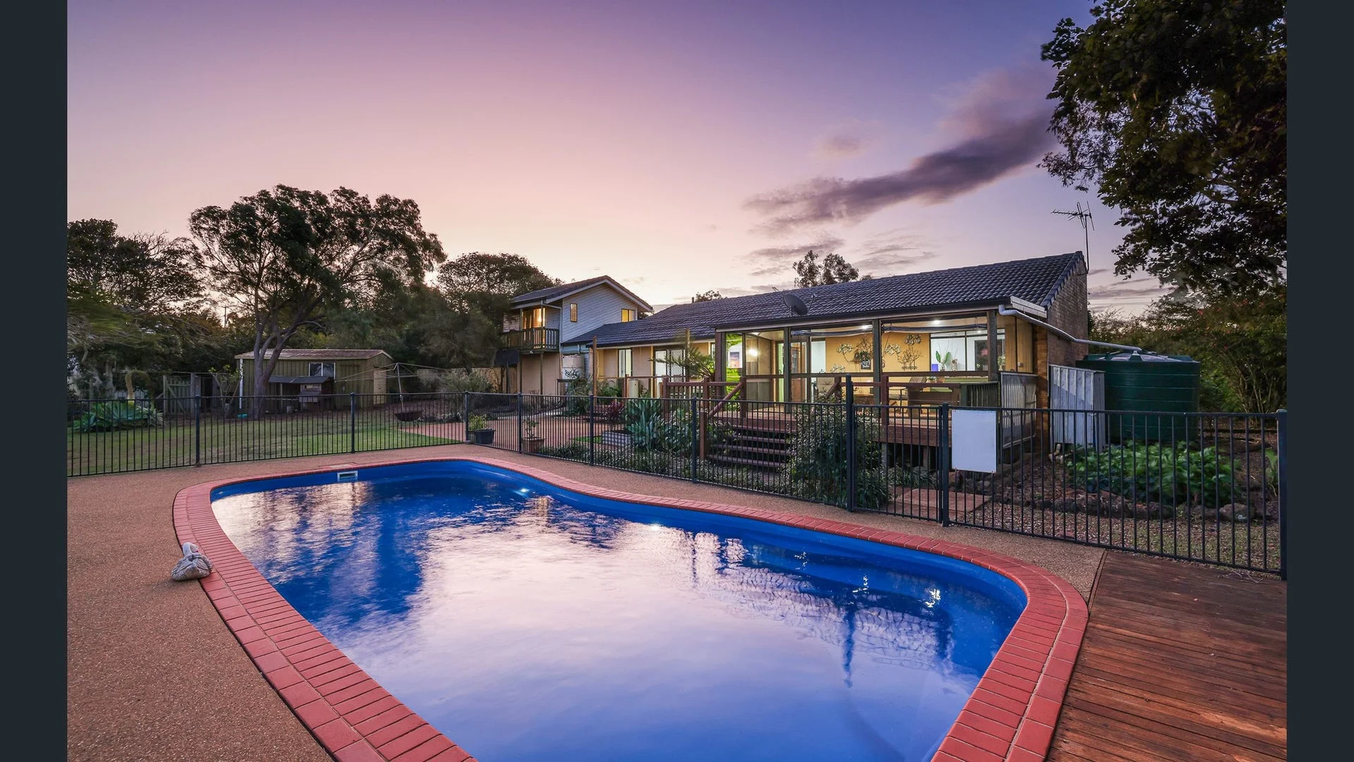 8 Anthonys Rest, Qunaba QLD 4670