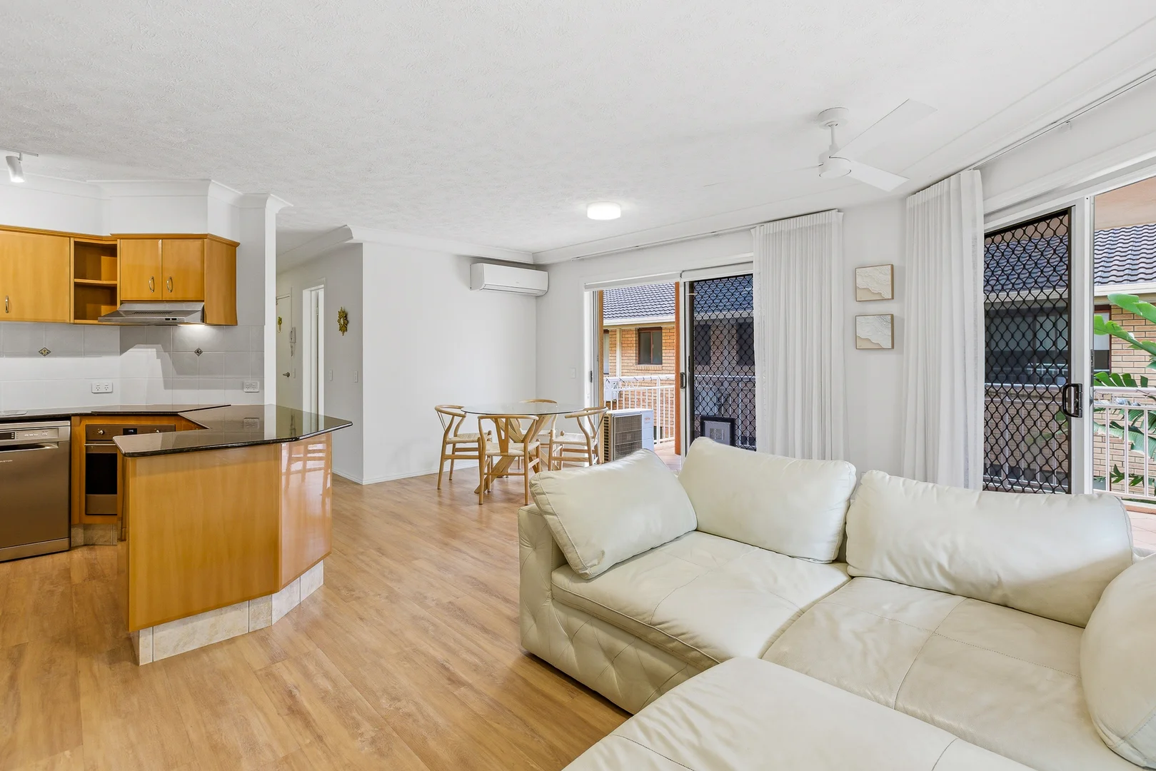 Additional image 2 of 3/37 Chelsea Avenue, Broadbeach QLD 4218